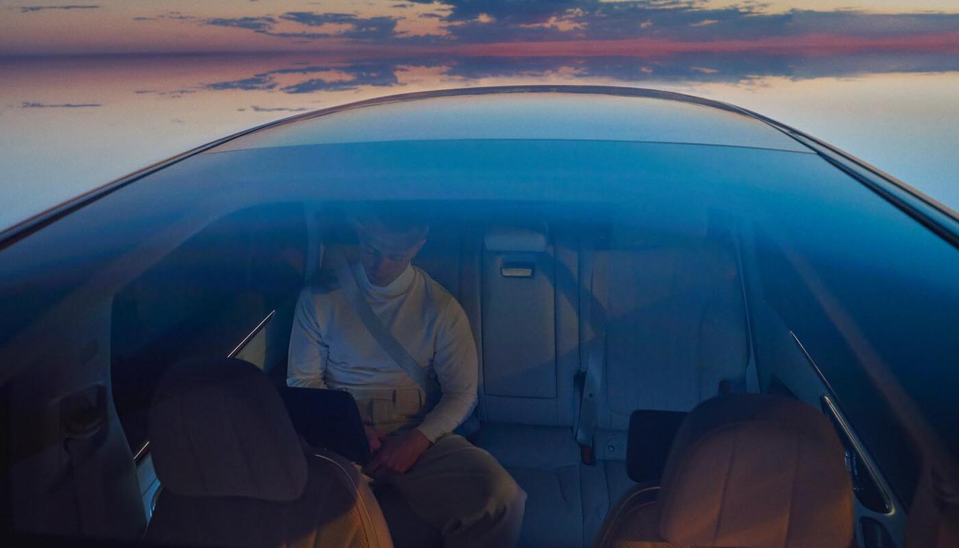 Der EQS SUV von Mercedes EQ_Panorama Dach