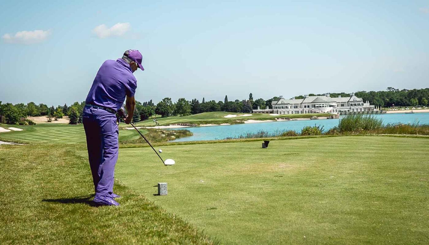 Foto-Slider MercedesTrophy mit Aussicht auf den Golfclub Fontana