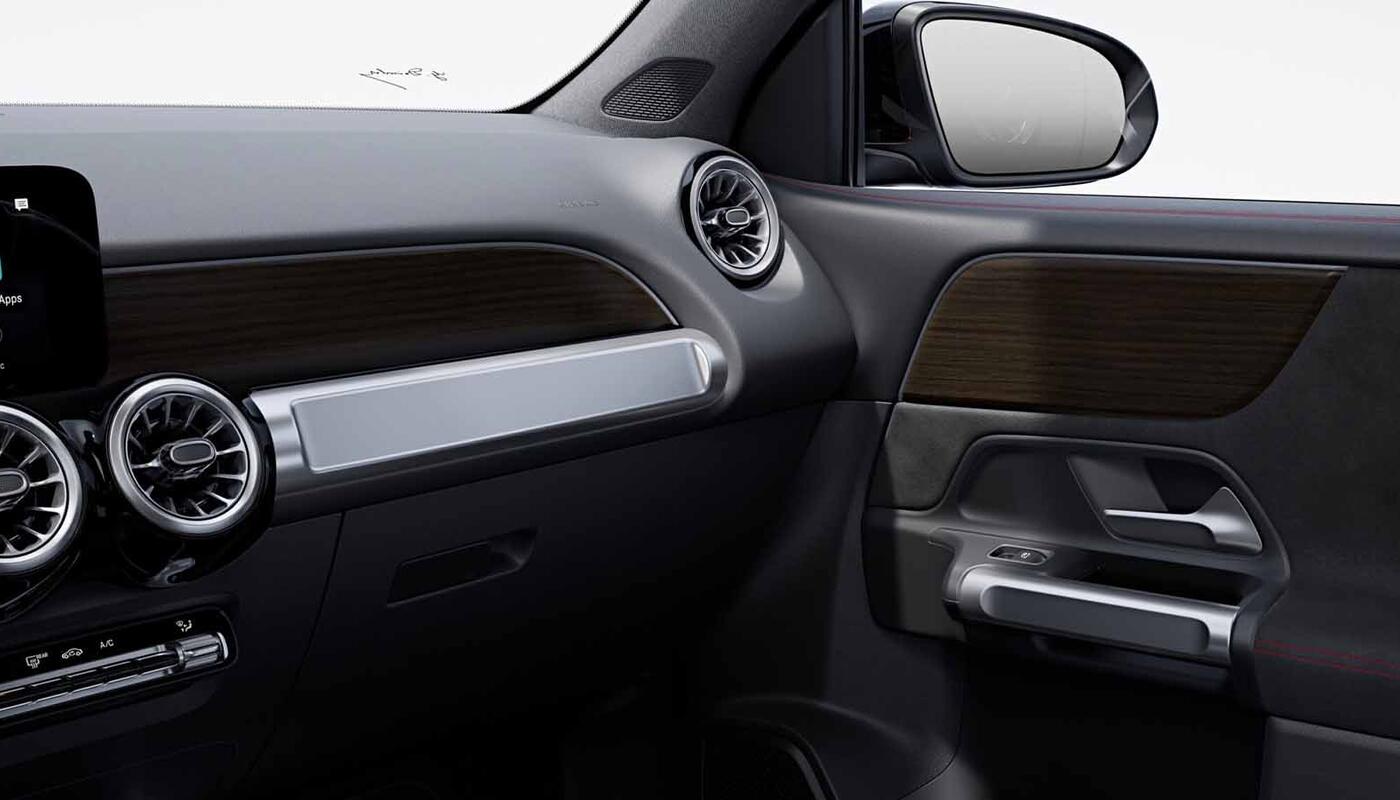 Mercedes-AMG GLB_Türbereich