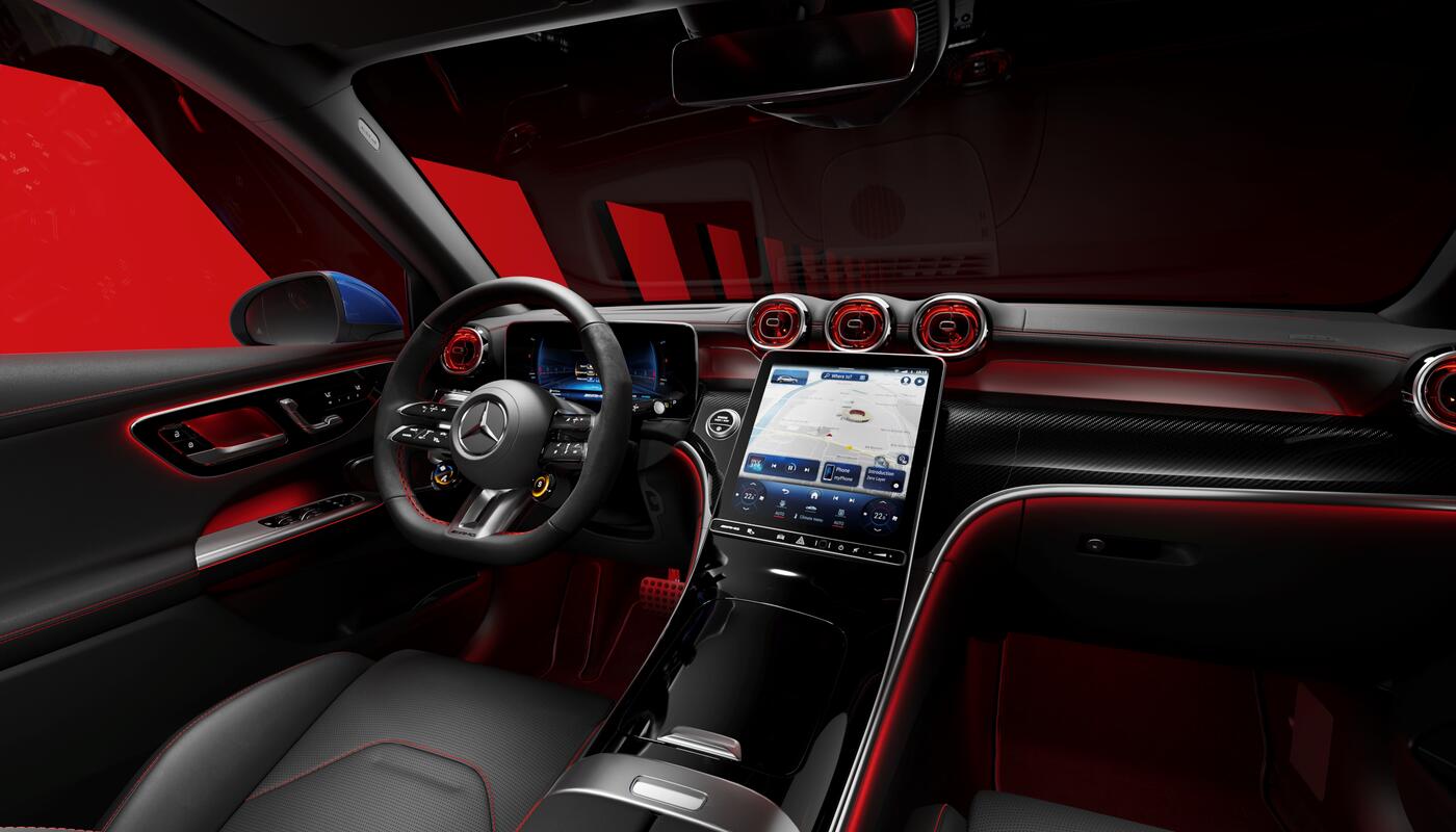 AMG GLC SUV Fahrercockpit