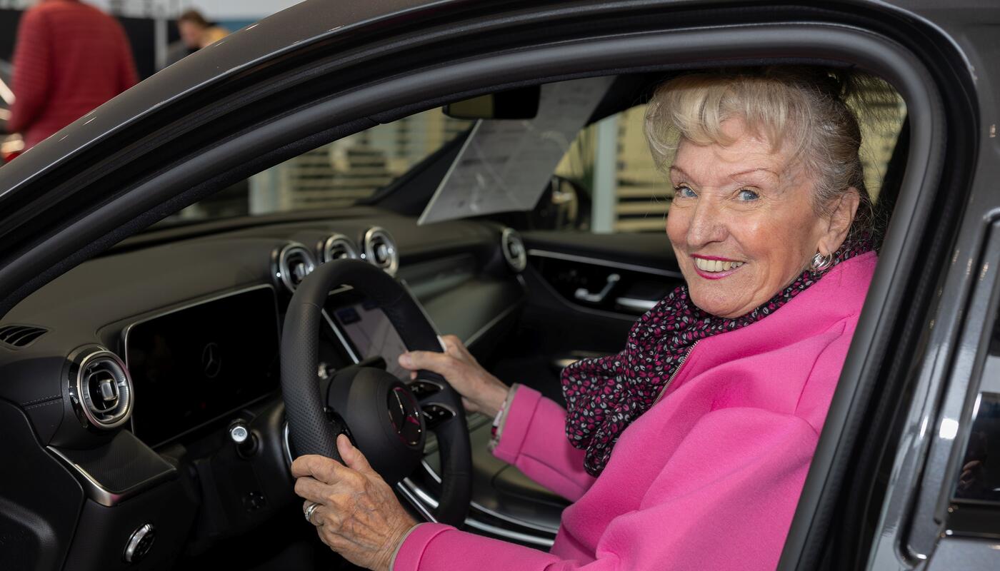 Probesitzen im neuen Mercedes-Benz