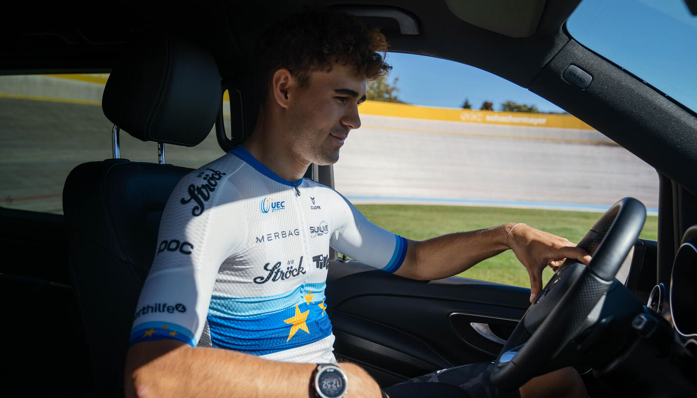 Tim Wafler mit Mercedes-Benz auf Tour