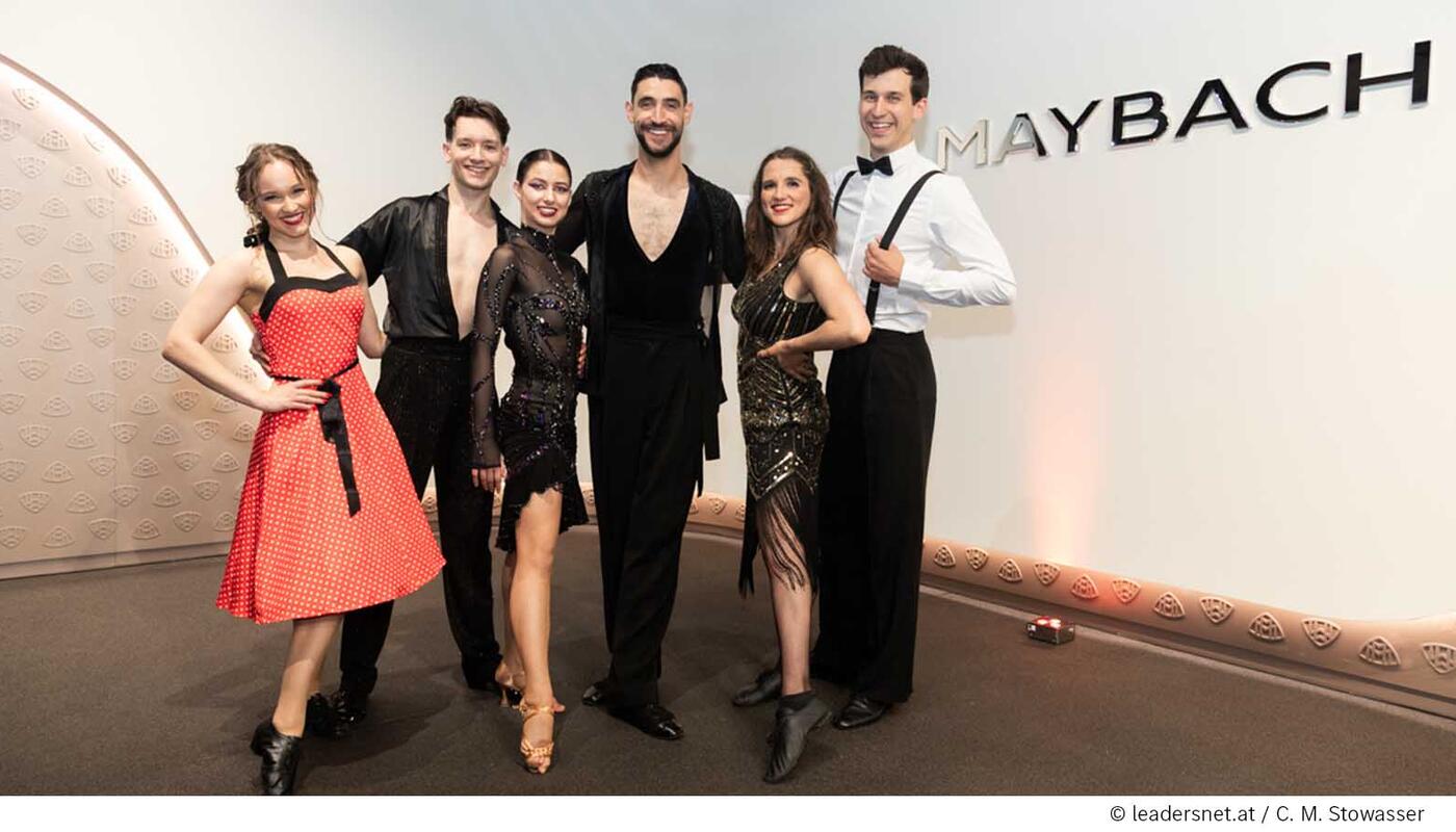 Eröffnung der Maybach-Lounge_Das Tanzensemble der Tanzschule Stefanin