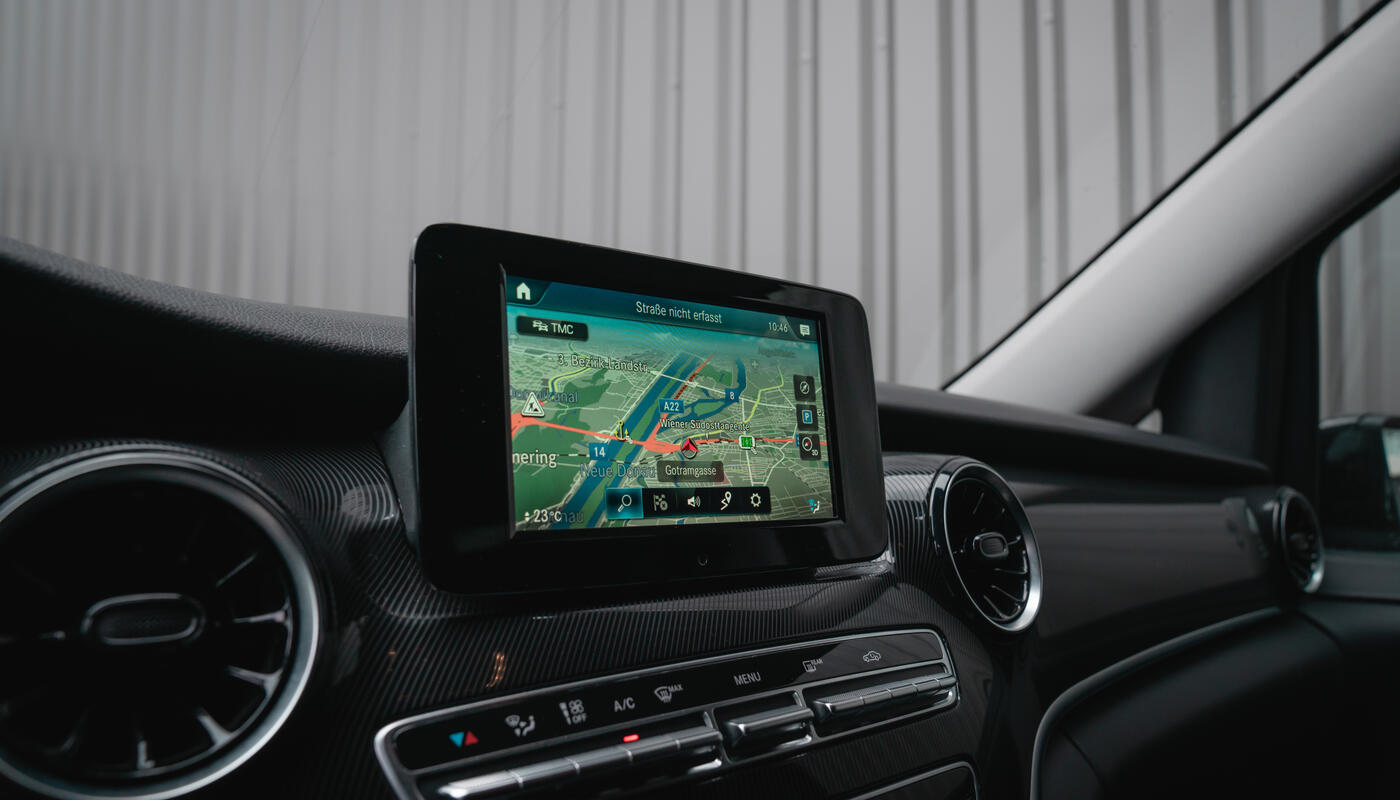 Mercedes-Benz V 220 d Kombi lang _Display