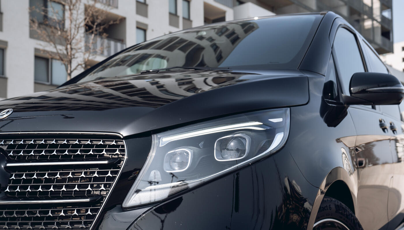 Transporter der Woche_V-Klasse_Scheinwerfer