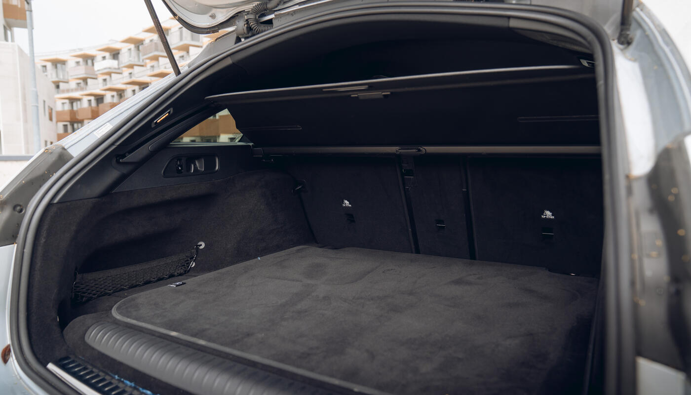 E-Klasse 300 de 4MATIC T-Modell_Kofferraum