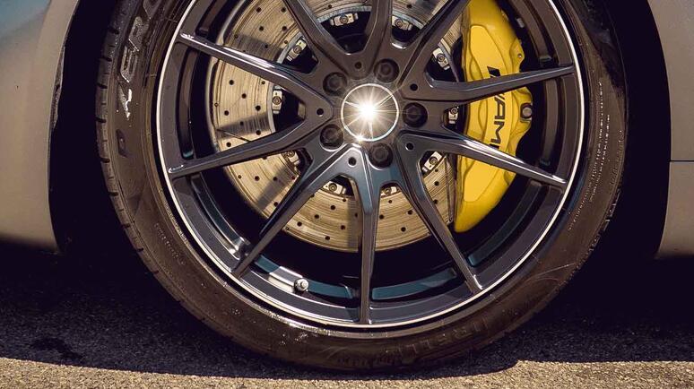 Dienstleistungen Reifen und Felgen