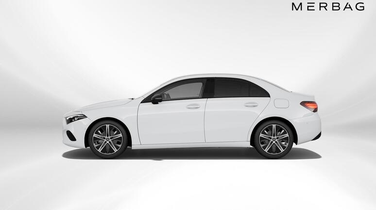 Mercedes-Benz - A 180 Limousine Progressive Line Facelift