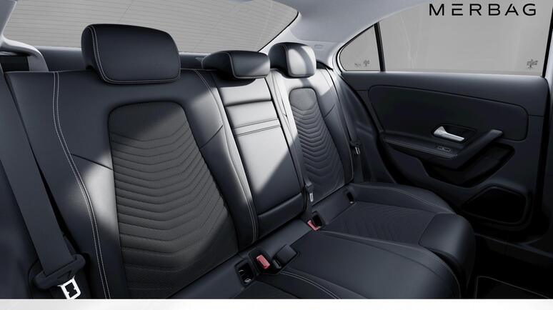 Mercedes-Benz - A 180 Limousine Progressive Line Facelift