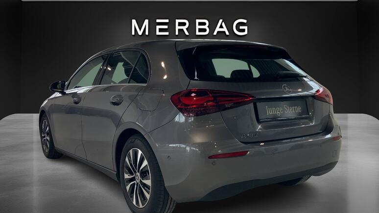 Mercedes-Benz - A 180 Kompaktlimousine Facelift