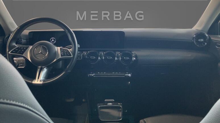 Mercedes-Benz - A 180 Kompaktlimousine Facelift