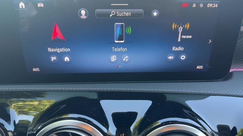 Mercedes-Benz - CLA 200 d Coupé Progressive Line Facelift