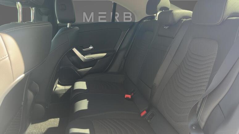 Mercedes-Benz - CLA 200 d Coupé Progressive Line Facelift