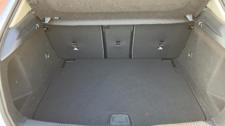 Mercedes-Benz - A 180 Ö-Edition Progressive Line Facelift