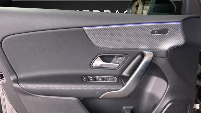 Mercedes-Benz - A 180 d Kompaktlimousine Österreich-Edition