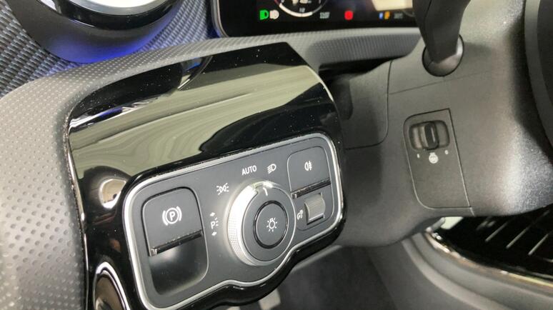 Mercedes-Benz - A 180 d Kompaktlimousine Österreich-Edition