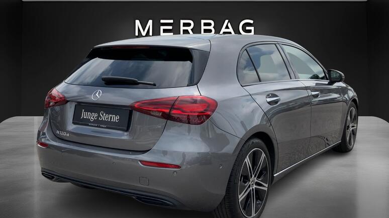Mercedes-Benz - A 180 d Kompaktlimousine Österreich-Edition