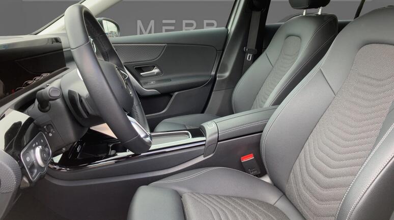 Mercedes-Benz - A 180 d Kompaktlimousine Österreich-Edition