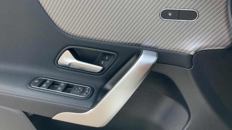 Mercedes-Benz - A 180 d A-Edition Progressive Line Facelift