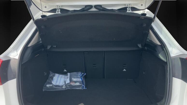 Mercedes-Benz - A 180 d A-Edition Progressive Line Facelift