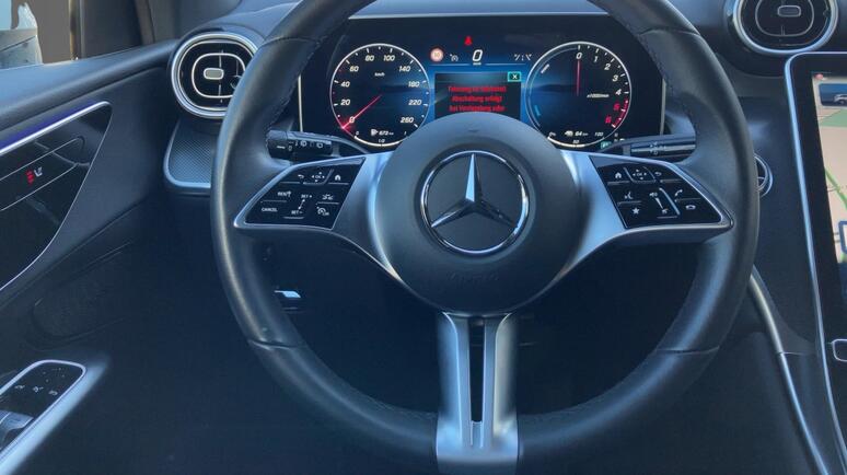 Mercedes-Benz - GLC 300 de 4MATIC Österreich-Edition