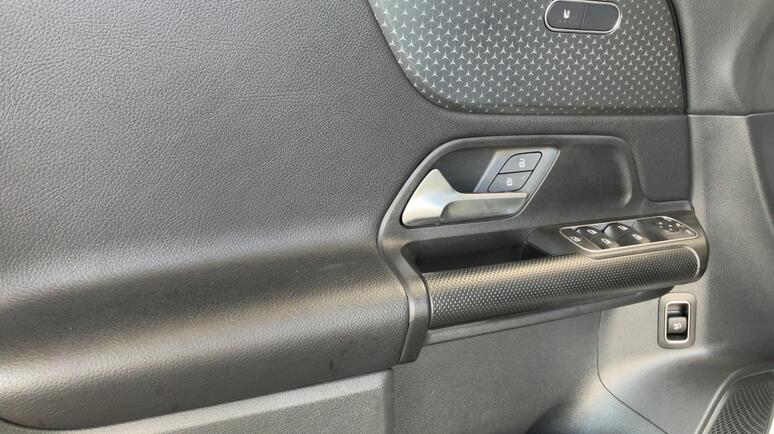 Mercedes-Benz - GLB 200 d 4MATIC Österreich-Edition