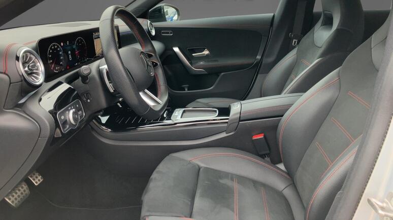 Mercedes-Benz - CLA 180 d Coupé AMG Line