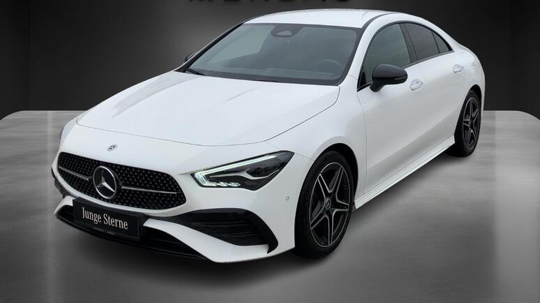 Mercedes-Benz - CLA 180 Coupé AMG Line