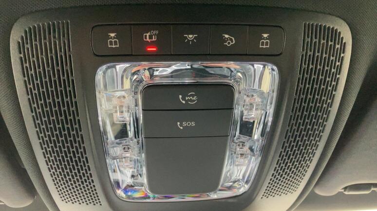 Mercedes-Benz - CLA 180 Coupé AMG Line