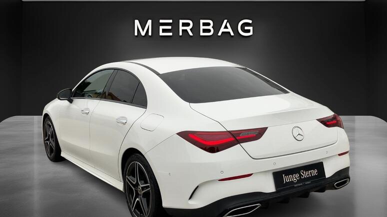 Mercedes-Benz - CLA 180 Coupé AMG Line Premium Facelift