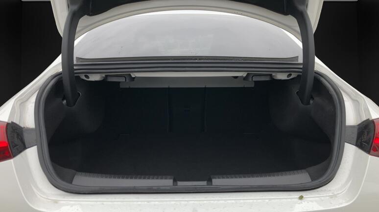 Mercedes-Benz - CLA 180 Coupé AMG Line Premium Facelift