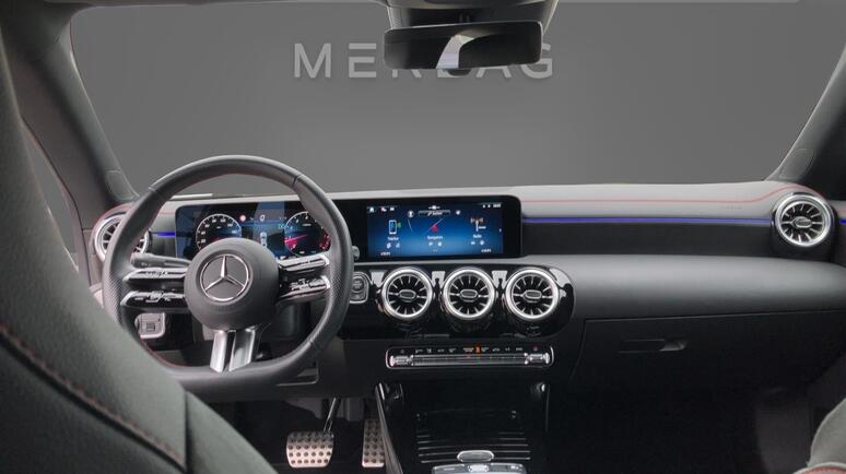 Mercedes-Benz - CLA 180 Coupé AMG Line Premium Facelift