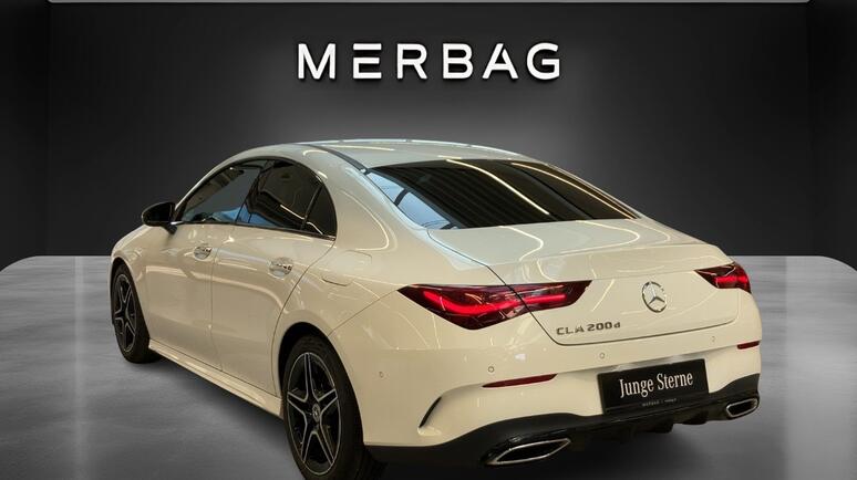 Mercedes-Benz - CLA 200 d Coupé AMG Line Facelift