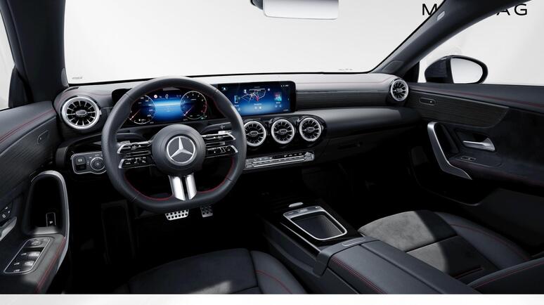 Mercedes-Benz - CLA 180 Coupé AMG Line Facelift