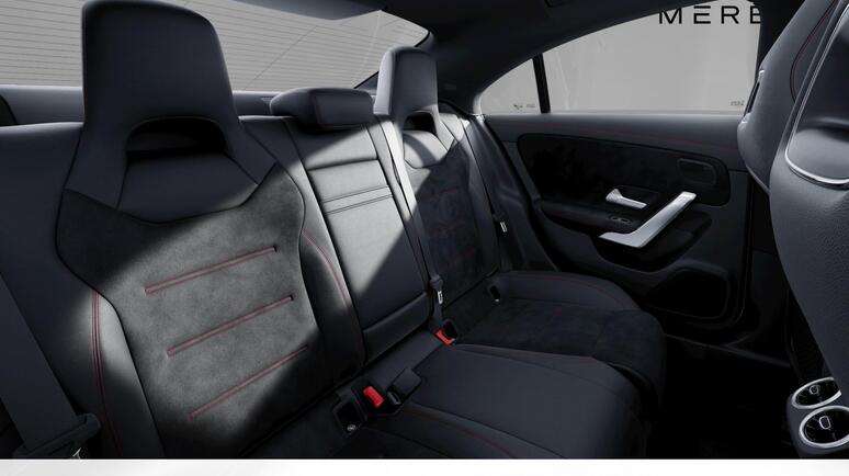 Mercedes-Benz - CLA 180 Coupé AMG Line Facelift