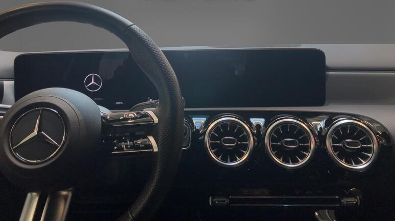 Mercedes-Benz - A 180 d Kompaktlimousine Österreich-Edition