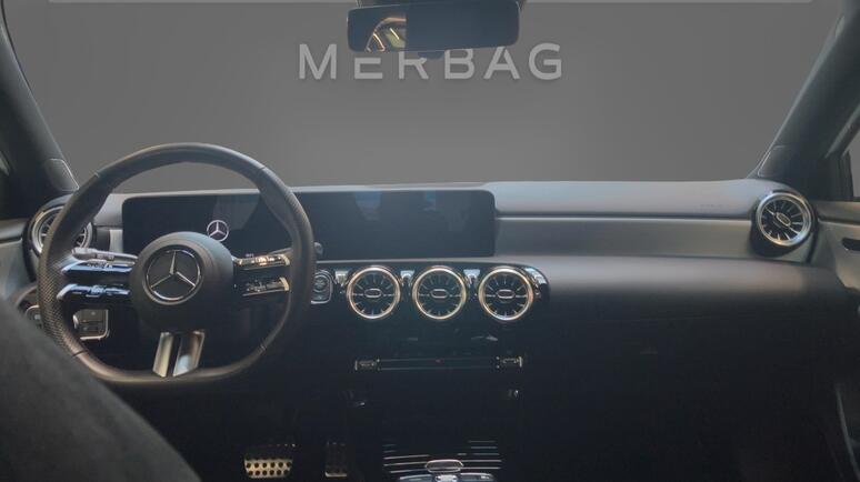 Mercedes-Benz - A 180 d Österreich-Edition AMG Line Facelift