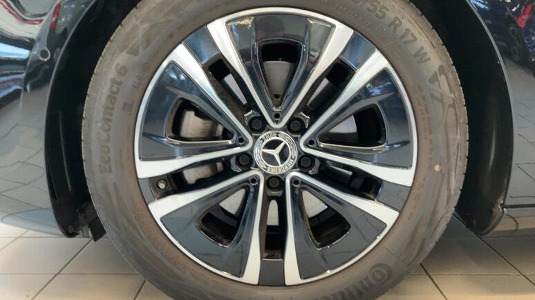 Mercedes-Benz - A 180 d Kompaktlimousine Österreich-Edition