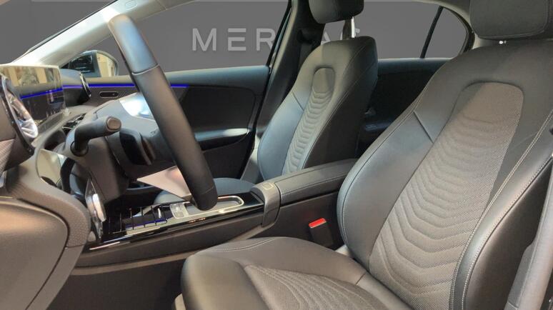 Mercedes-Benz - A 180 d Kompaktlimousine Österreich-Edition