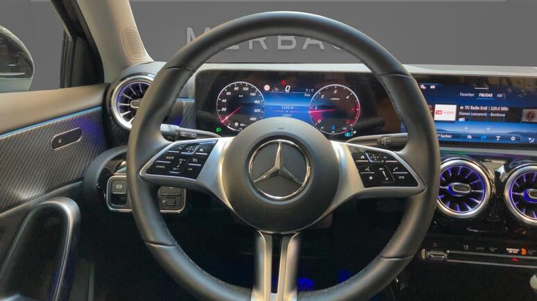 Mercedes-Benz - A 180 d Kompaktlimousine Österreich-Edition