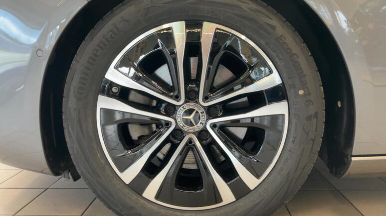 Mercedes-Benz - A 180 d Progressive Line Advanced Plus