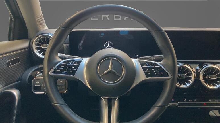Mercedes-Benz - A 180 d Progressive Line Advanced Plus