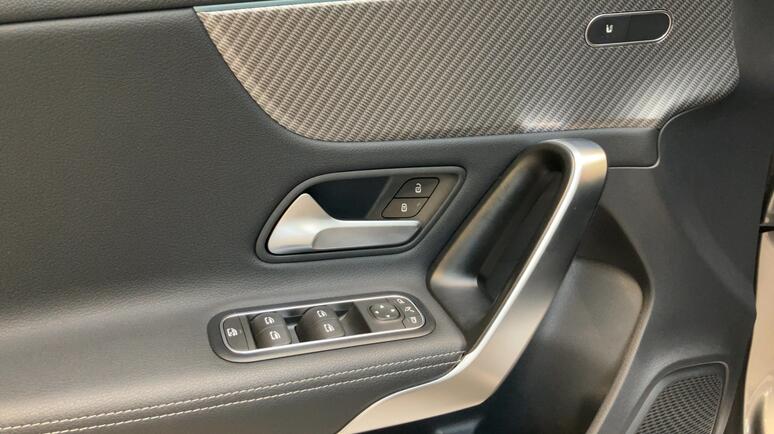 Mercedes-Benz - A 180 d Kompaktlimousine Österreich-Edition