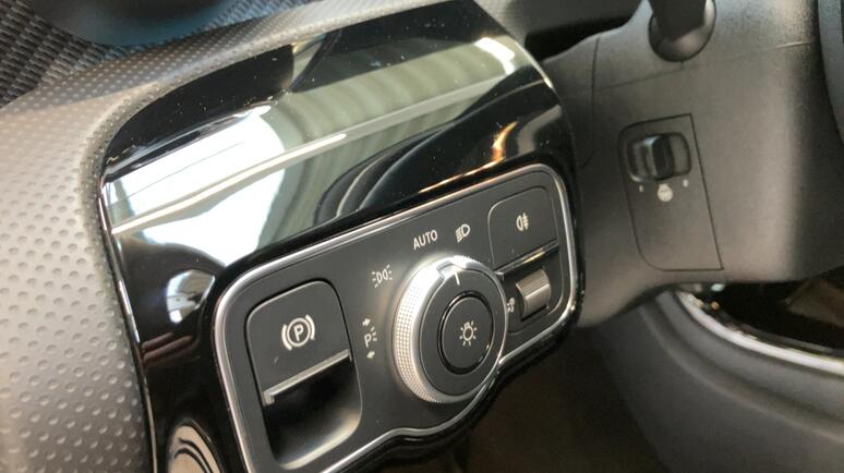 Mercedes-Benz - A 180 d Kompaktlimousine Österreich-Edition