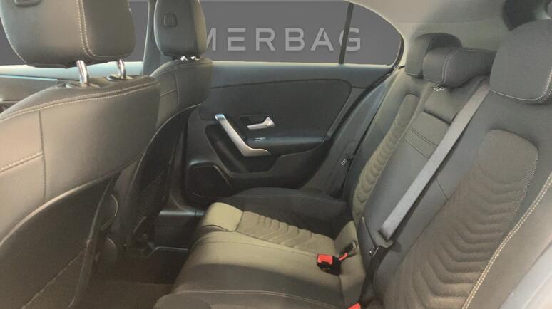 Mercedes-Benz - A 180 d Kompaktlimousine Österreich-Edition