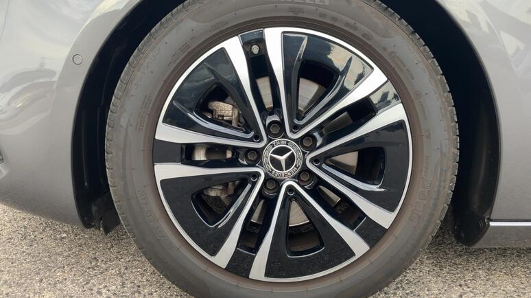 Mercedes-Benz - A 180 d Kompaktlimousine Österreich-Edition