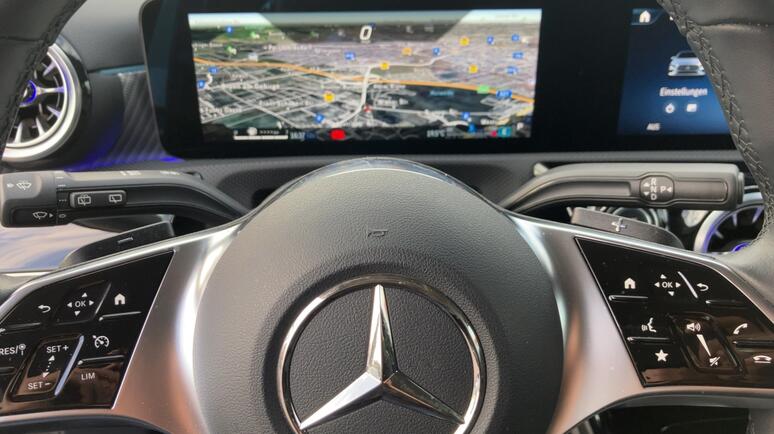 Mercedes-Benz - A 180 d Kompaktlimousine Österreich-Edition