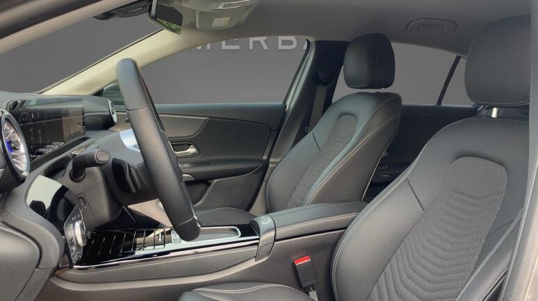 Mercedes-Benz - A 180 d Kompaktlimousine Österreich-Edition