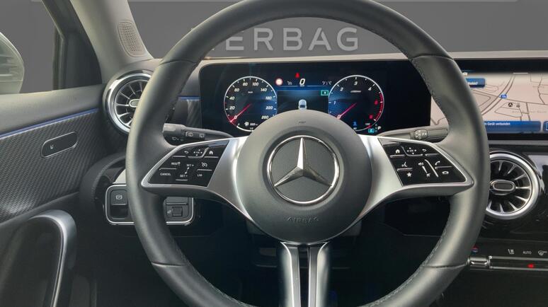 Mercedes-Benz - A 180 d Kompaktlimousine Österreich-Edition