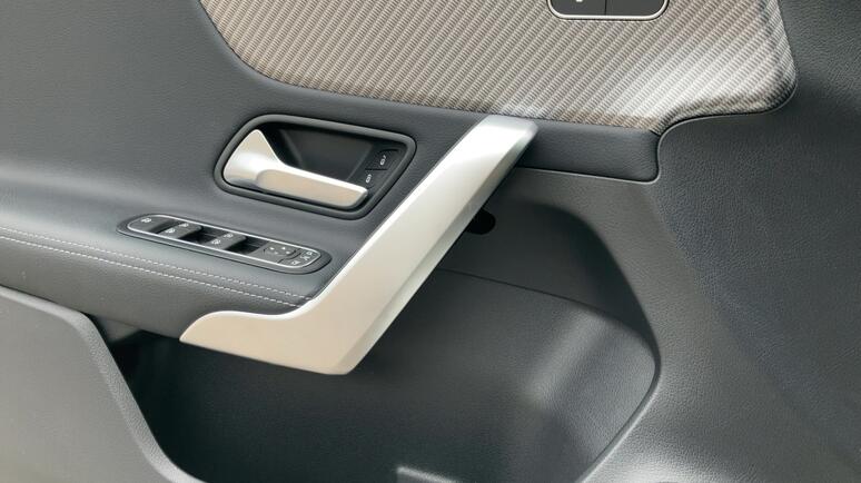 Mercedes-Benz - A 180 d Kompaktlimousine Österreich-Edition